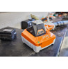STIHL AL 301 – Caricatore rapido per batterie AP e AR con raffreddamento attivo