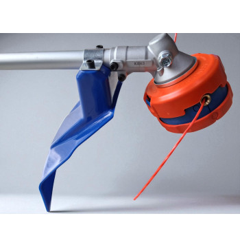 Decespugliatore DLG Italia S26 con motore a scoppio da 26 cc. Ideale per rifiniture, bordature e taglio dell’erba in aree verdi